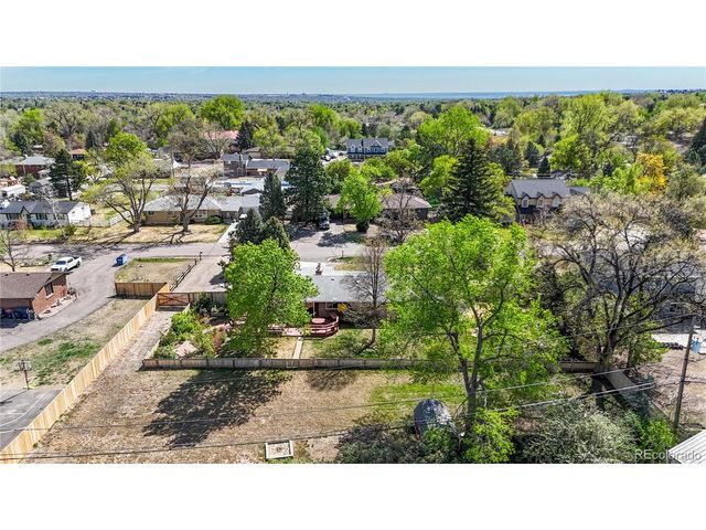 8041 Oak St, Arvada, CO 80005