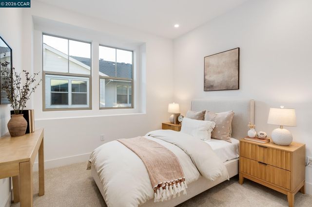 210 Oak Circle, Walnut Creek, CA 94597