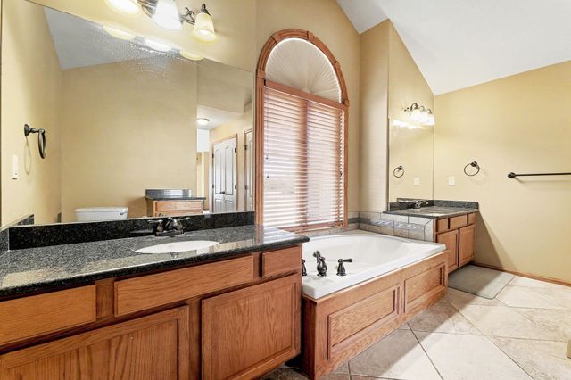 1905 S Michelle, Wichita, KS 67207