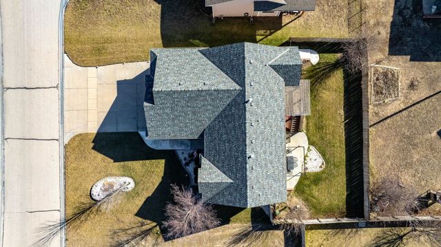 1905 S Michelle, Wichita, KS 67207