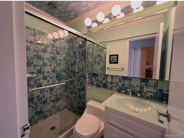 35 LIBRARY Avenue 3 I, Westhampton Beach, NY 11978