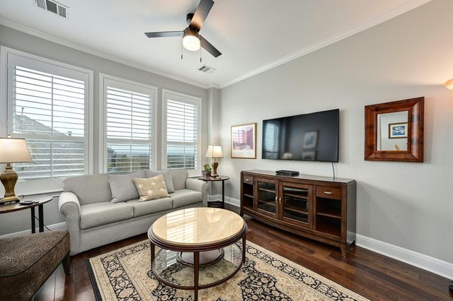 208 Aria RDG 602, Austin, TX 78738