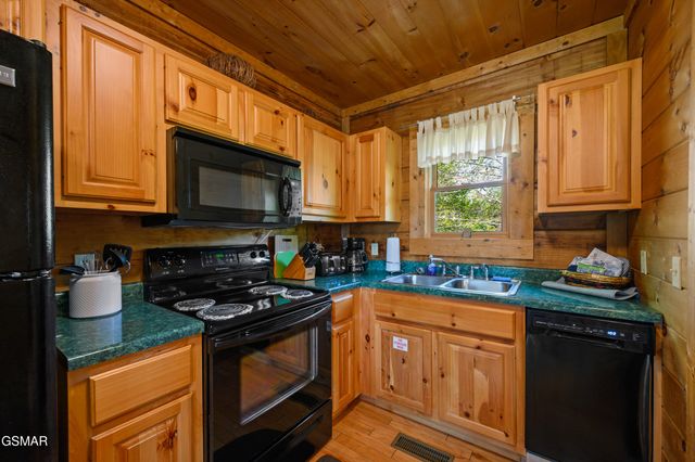 1619 Jed Trail, Sevierville, TN 37862