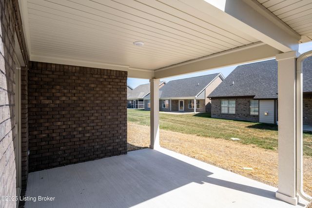 7834 Linwood Cir, Charlestown, IN 47111