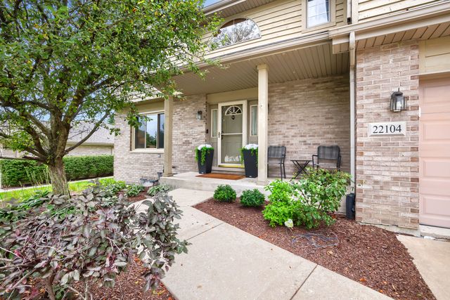 22104 Pembrook Drive, Frankfort, IL 60423