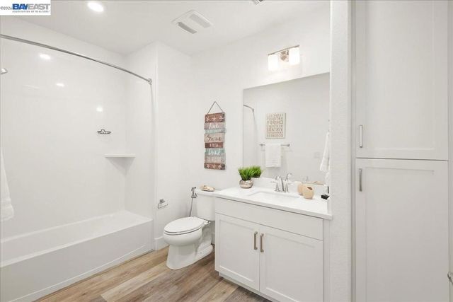45378 Tom Blalock St 202, Fremont, CA 94539