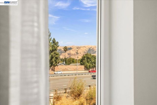 45378 Tom Blalock St 202, Fremont, CA 94539
