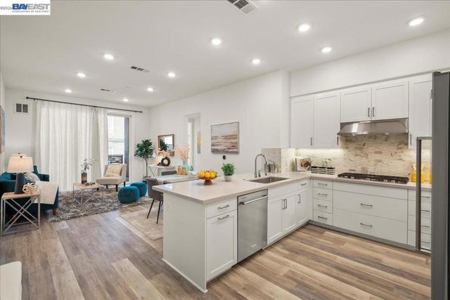 45378 Tom Blalock St 202, Fremont, CA 94539
