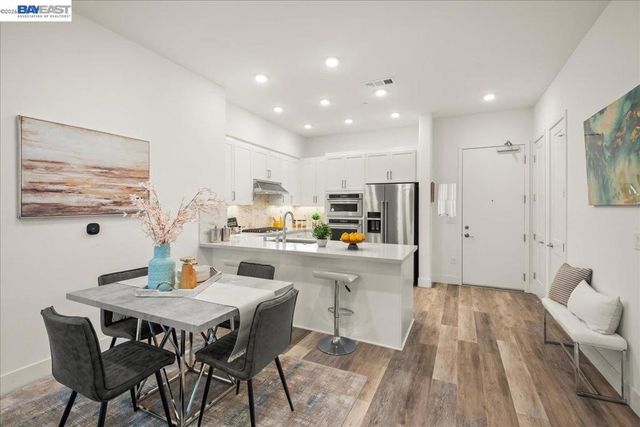 45378 Tom Blalock St 202, Fremont, CA 94539
