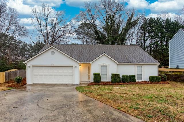 4446 Hickory Chase NW Drive, Acworth, GA 30102