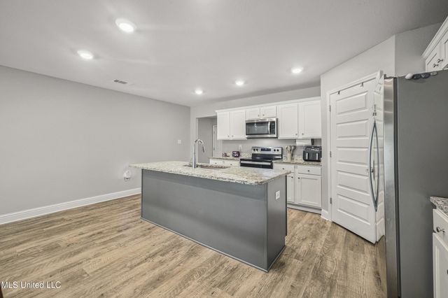 6531 Eastland Circle, Biloxi, MS 39532