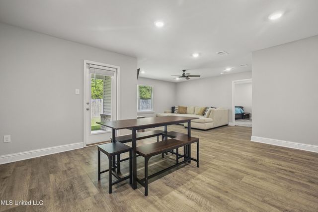 6531 Eastland Circle, Biloxi, MS 39532