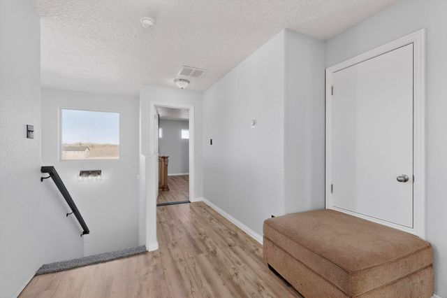 1018 Northern Lights Way NE, Rio Rancho, NM 87144