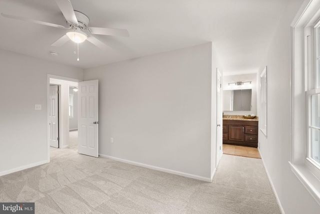 9225 SAND CREEK CT, Burke, VA 22015