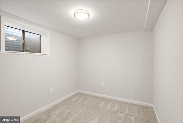 9225 SAND CREEK CT, Burke, VA 22015