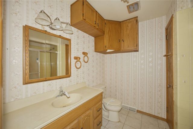 103 Lovi Rd, Ambridge, PA 15005