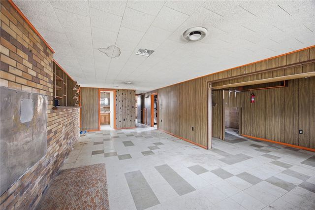 103 Lovi Rd, Ambridge, PA 15005