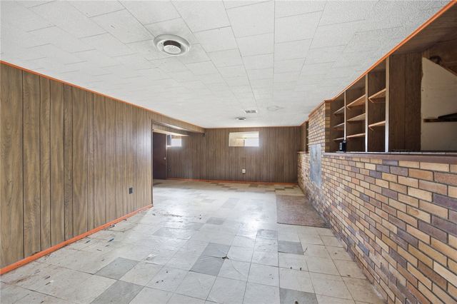 103 Lovi Rd, Ambridge, PA 15005