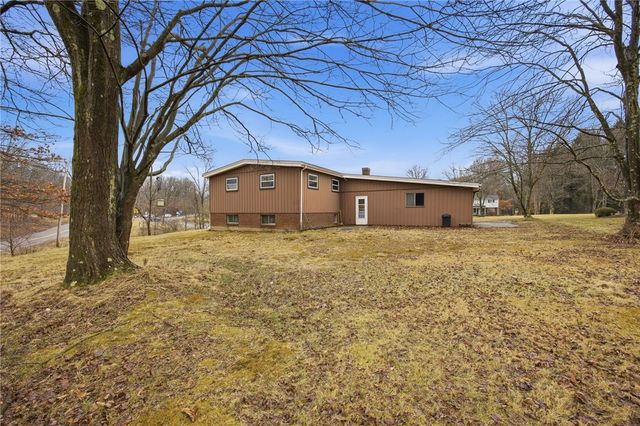 103 Lovi Rd, Ambridge, PA 15005
