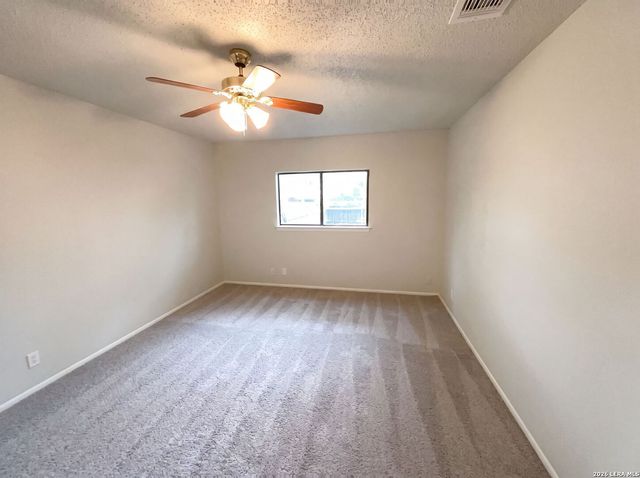 2830 FISHER FIELD DR, San Antonio, TX 78245