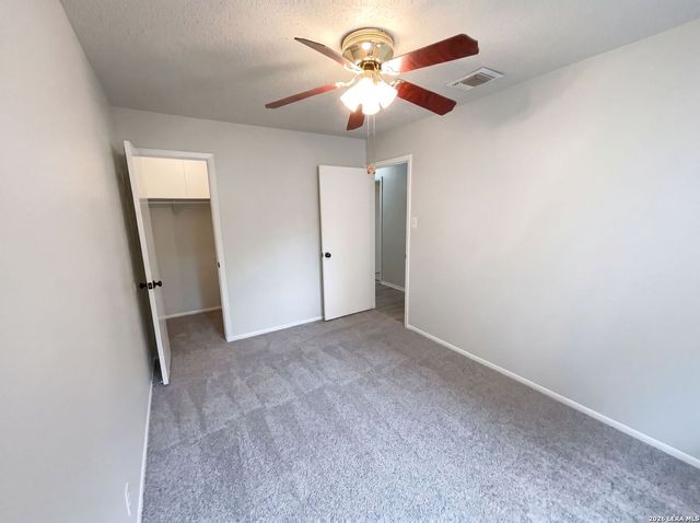2830 FISHER FIELD DR, San Antonio, TX 78245