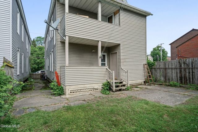 244 Park Place, Schenectady, NY 12305
