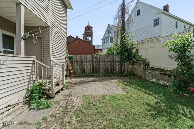 244 Park Place, Schenectady, NY 12305