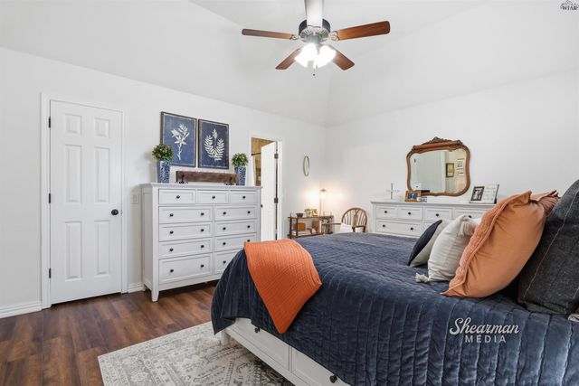 1215 AMHERST STREET, Burkburnett, TX 76354