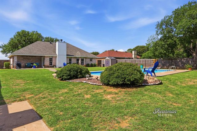 1215 AMHERST STREET, Burkburnett, TX 76354
