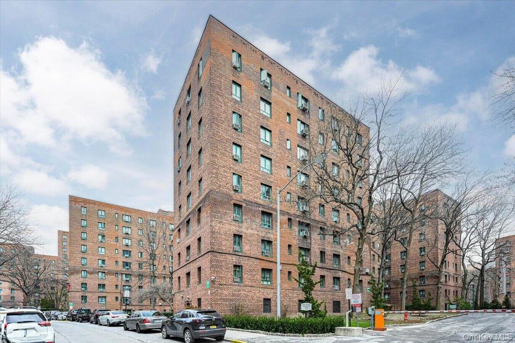 1503 Metropolitan Avenue 5A, Bronx, NY 10462