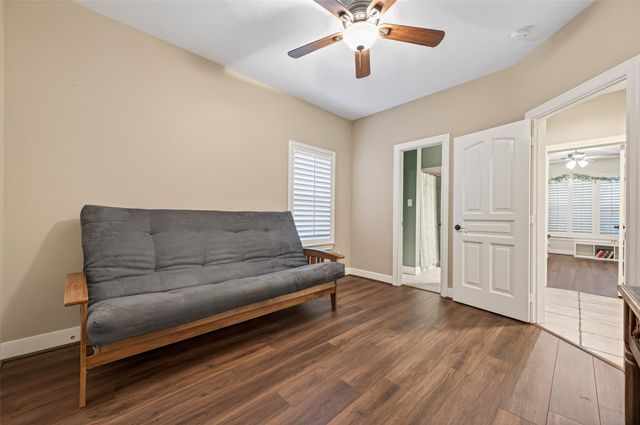 37722 Millers Pass, Pinehurst, TX 77362