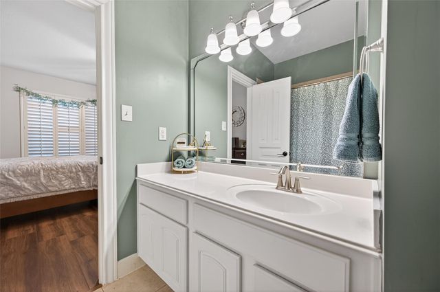 37722 Millers Pass, Pinehurst, TX 77362