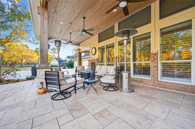 37722 Millers Pass, Pinehurst, TX 77362