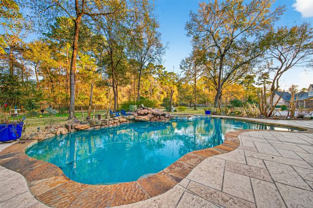 37722 Millers Pass, Pinehurst, TX 77362