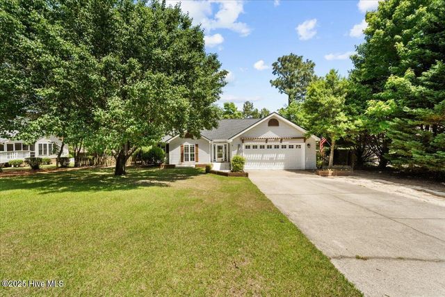 4 Emerald Lane, Pinehurst, NC 28374