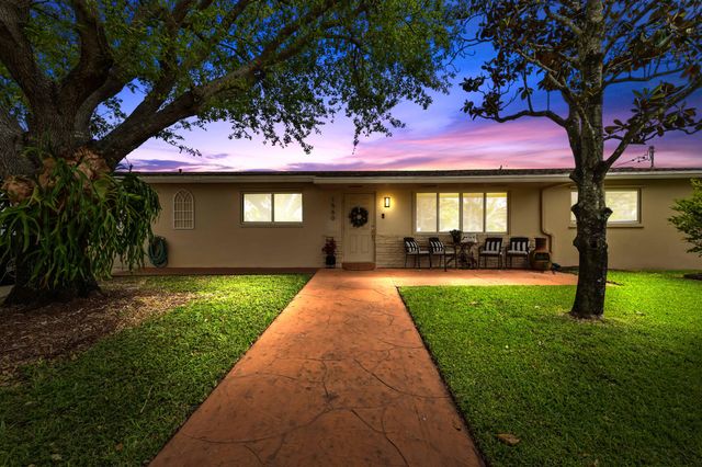 1560 Roy Drive, West Palm Beach, FL 33415