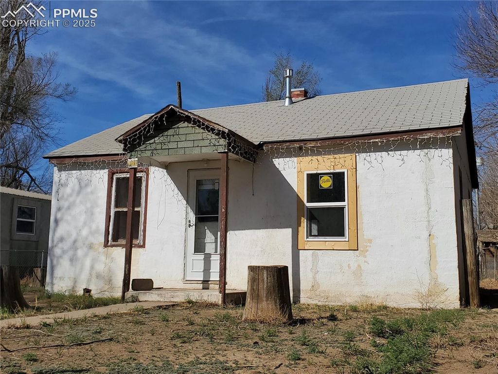 102 S 12th Street, Lamar, CO 81052 — photo 2
