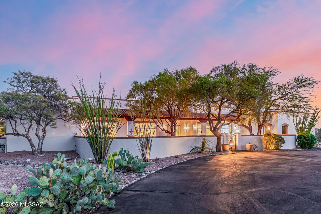 2190 N Calle El Trigo, Tucson, AZ 85749