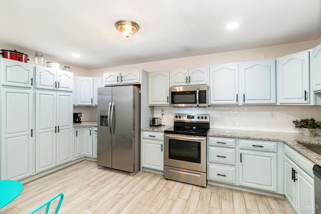 388 Thomas Drive, Franklin, OH 45005