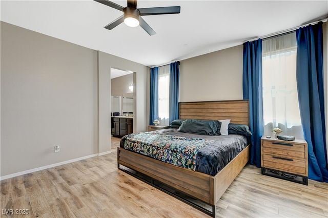 2096 Del Aqua Avenue, Henderson, NV 89002