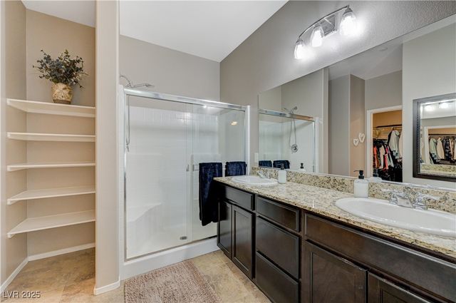 2096 Del Aqua Avenue, Henderson, NV 89002