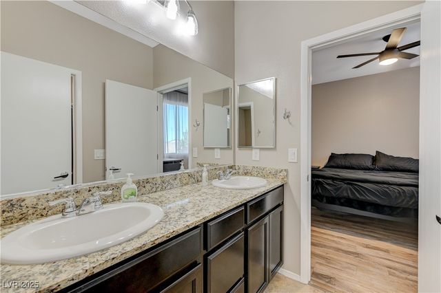 2096 Del Aqua Avenue, Henderson, NV 89002