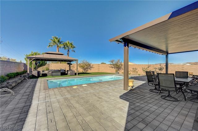 2096 Del Aqua Avenue, Henderson, NV 89002