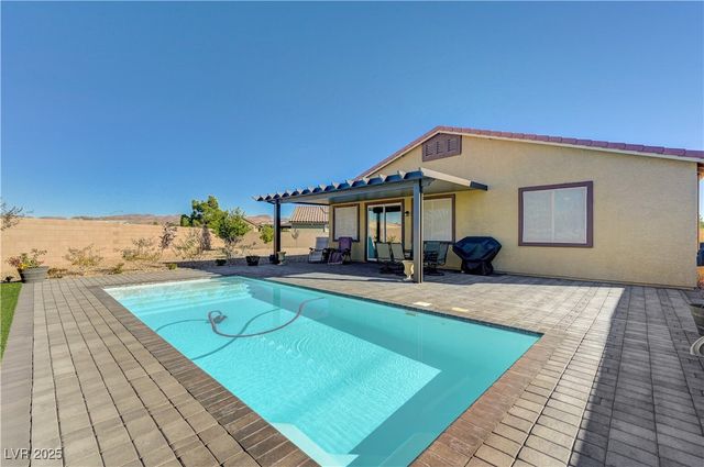 2096 Del Aqua Avenue, Henderson, NV 89002