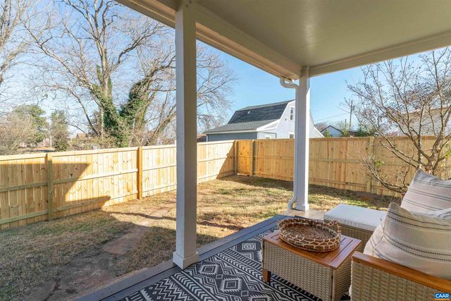 1107 MYRTLE ST, Charlottesville, VA 22902