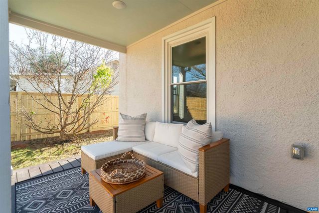 1107 MYRTLE ST, Charlottesville, VA 22902