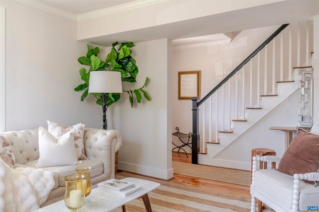 1107 MYRTLE ST, Charlottesville, VA 22902