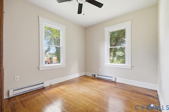 7232 Hopkins Rd, North Chesterfield, VA 23237