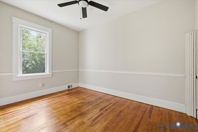 7232 Hopkins Rd, North Chesterfield, VA 23237