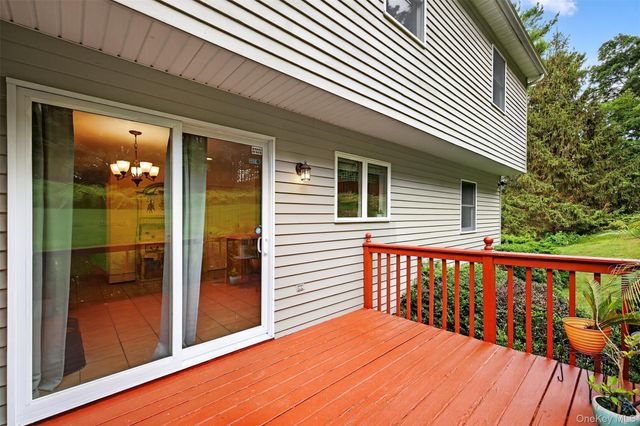 6 Summer Winds Court, Cornwall On Hudson, NY 12520